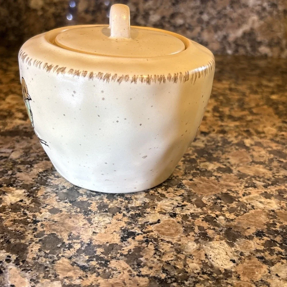 Sugar Bowl Cream Bird Reactive by Spectrum Designz 2018 Spring Chubby Bird